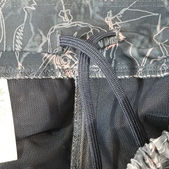 Columbia PFG Shorts Mens Large Blue Fish Print Performance Quick Dry Swim Trunks - Picture 15 of 16